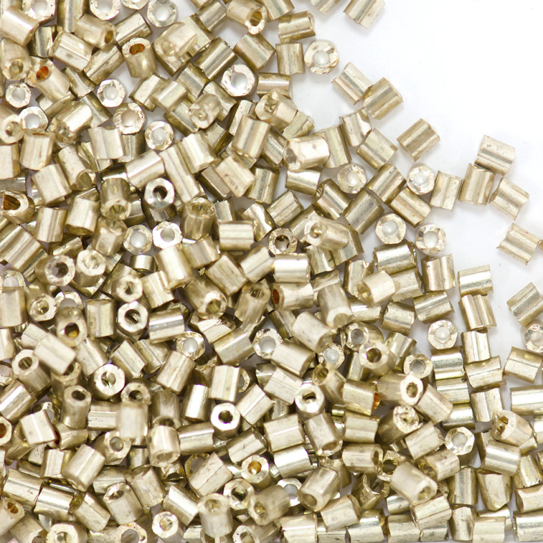 Beads-cut (2.1 mm) light beige pack of 20 g