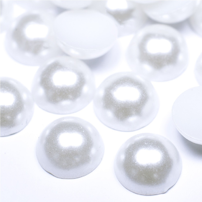 Pół koralik plastikowy imitujące perły 6 mm biały op.10 gr