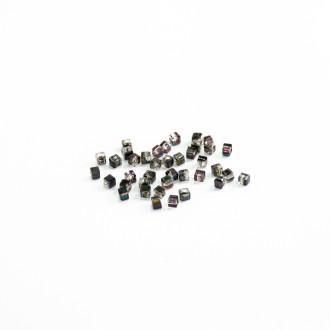 Koralik kryształowy sześcianowy 2x2 mm szary op.20 szt