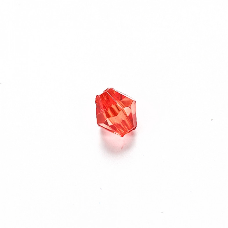 Koralik plastikowy kryształ dwustożkowy 6 mm czerwony 1 szt