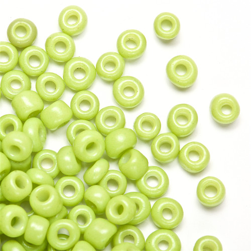 Small round beads 12 (1.8 mm) light green, pack of 20 g