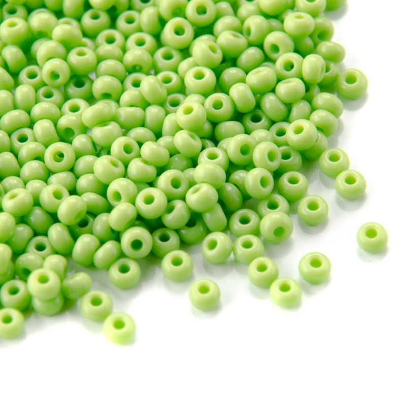 53310 Czech beads Preciosa light green pack of 5 g