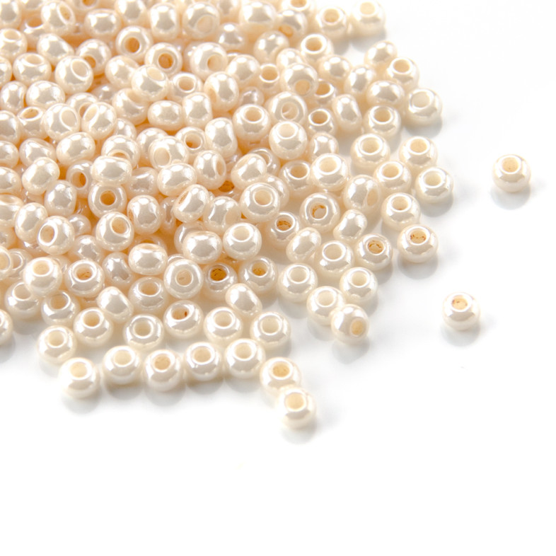 46113 Czech beads Preciosa beige pack of 5 g