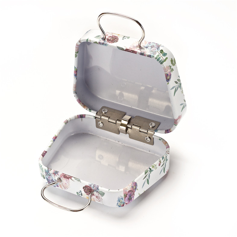 Metal box 70×55 mm Flowers on a white background 1 pc.
