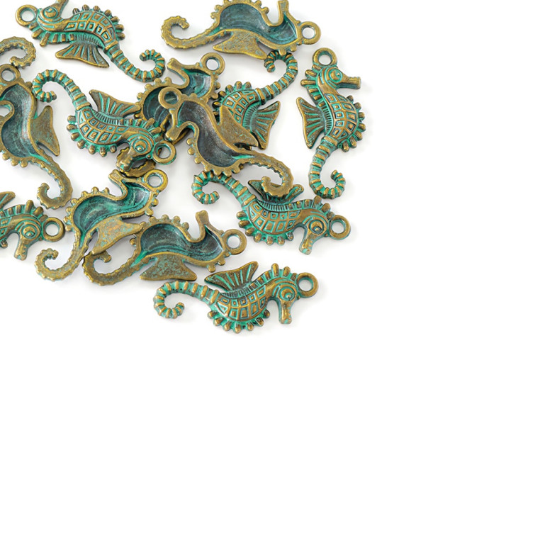 Metal pendant Seahorse oxidized bronze 1 pc.