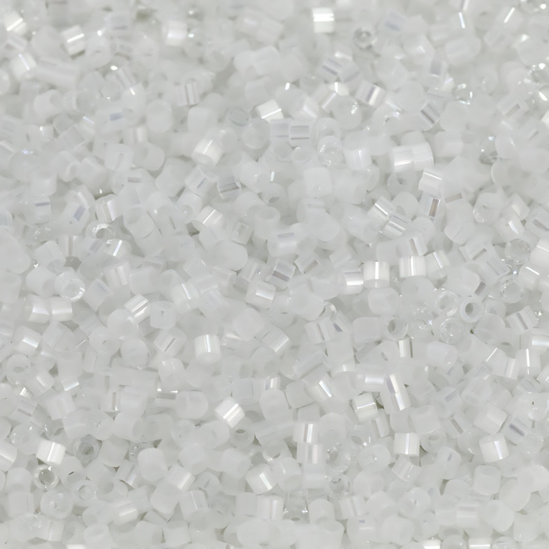 Japanese Miyuki Delica beads 11/0 DB-670 transparent satin AB pack of 5 g