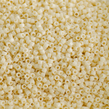 Japanese Miyuki Delica beads 11/0 DB-732 beige pack of 5 g