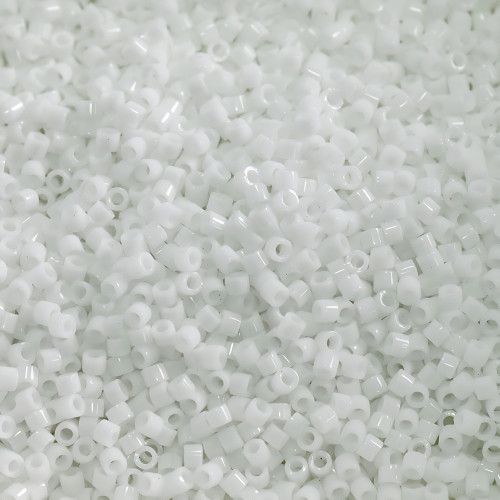 Japanese Miyuki Delica beads 11/0 DB-200 white pack of 5 g