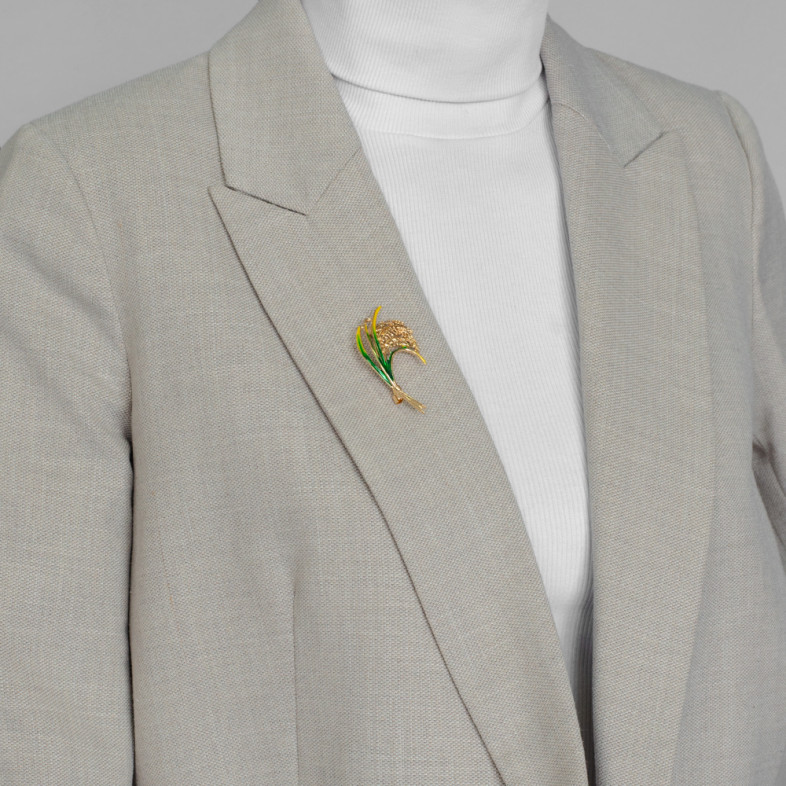 Brooch 5.5×3 cm Branch with leaves golden-green 1 pc