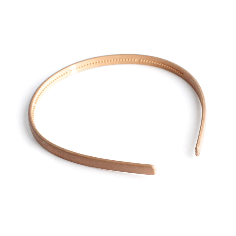 Plastic hoop 8.5 mm matte beige 1 pc