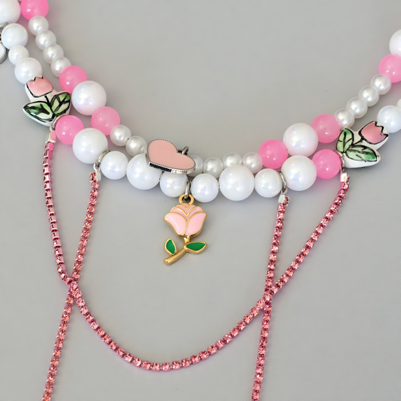 Bracelets (pair) made of plastic and glass beads and with enamel pendants for feet No. 7